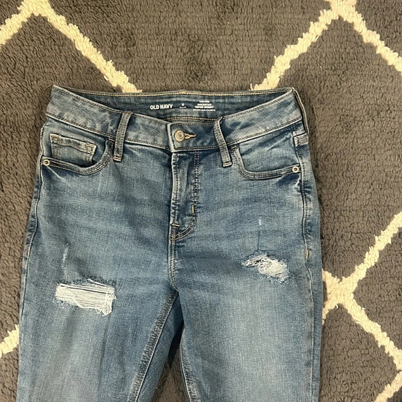 Old Navy High Rise Rockstar Super Skinny Jeans - Picture 3 of 4